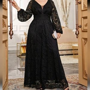 New black lace plus size dress long sleeve